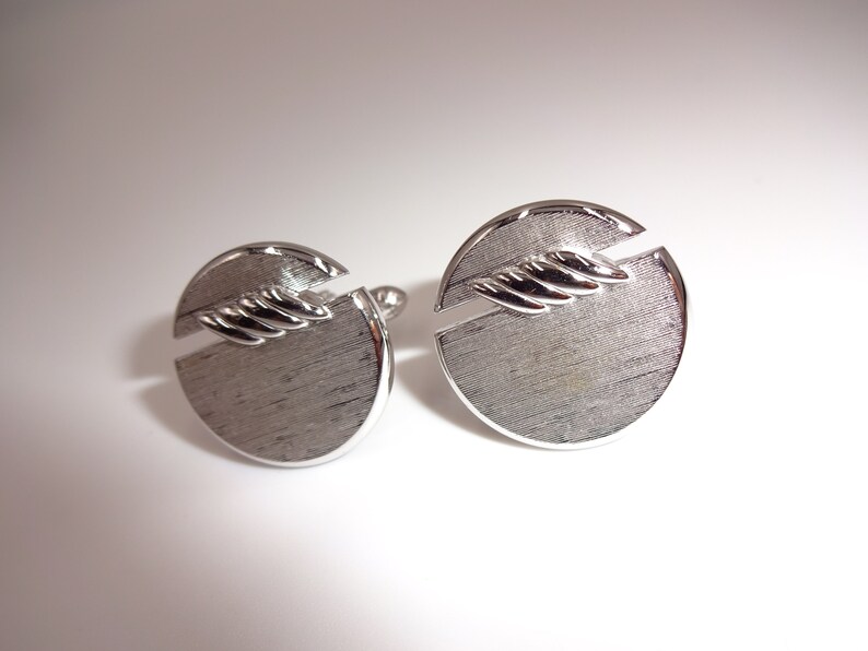 Vintage Mens Swank Cufflinks Cuff Links Round Silver Tone Marked
