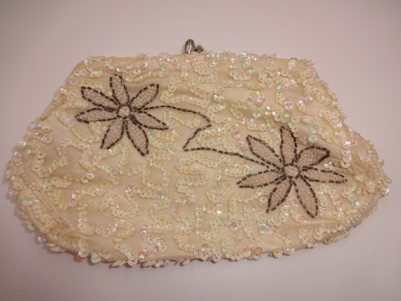 Walborg clutch sale