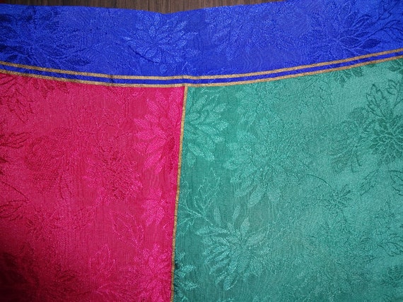 Vintage Womens Albert Nipon Scarf Squares 30" Flo… - image 2