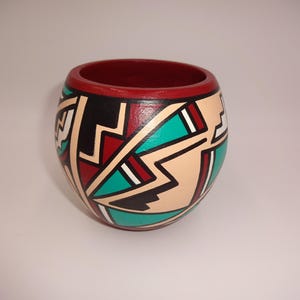 Native American Indian CM Camilla Mia Toya Jemez Pueblo Pottery Bowl Pot 4"