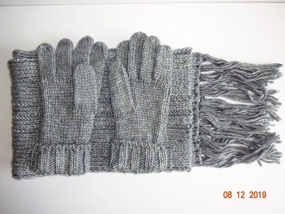 3 Piece Vintage Scarf & Gloves Set 1980s Shopko W… - image 2