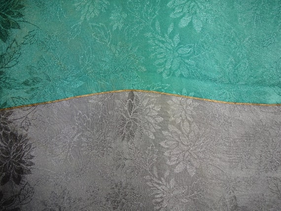 Vintage Womens Albert Nipon Scarf Squares 30" Flo… - image 3