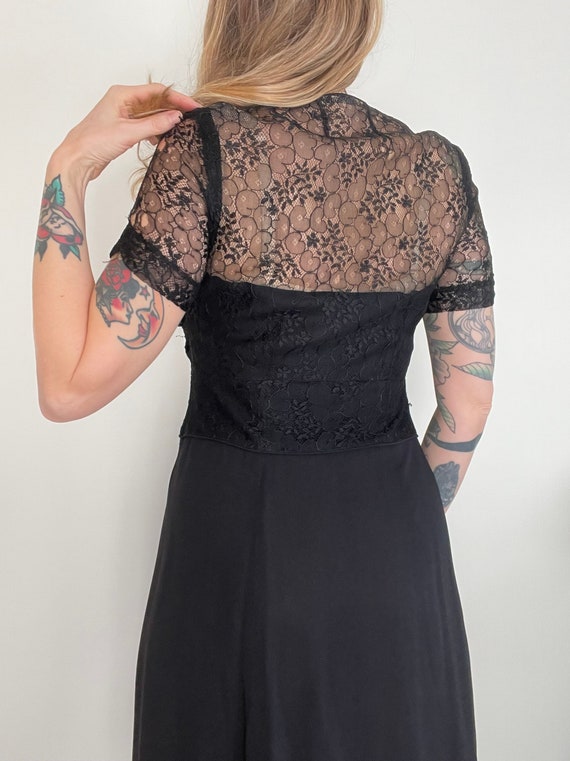 1930s black dress with lace and bows size small 3… - image 9