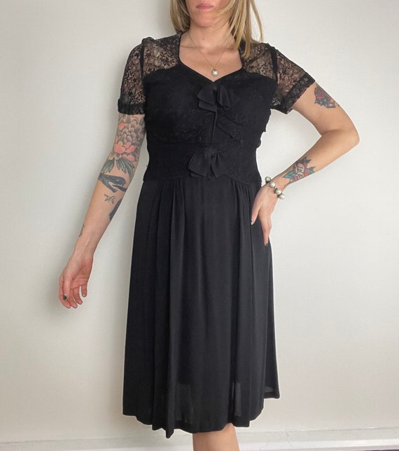 1930s black dress with lace and bows size small 3… - image 10