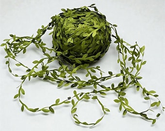 10/20M Artificial Green Leaf Vines | Silk Faux Leaf Garland for Bathroom, Home Decor, DIY Wreath & Crafts