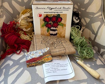 DEANNE FITZPATRICK! Yellow RosyPosy Rug Hooking Complete Boxed Kit: hook, hand drawn pattern, instructions, key, wool yarns/strips.