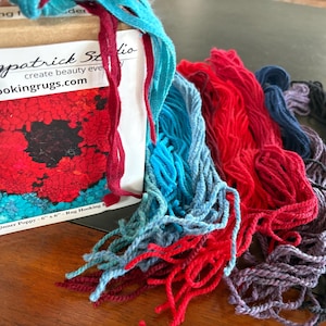 DEANNE FITZPATRICK!  Rug Hooking Complete Boxed Kit: hook, hand drawn pattern, instructions, key, wool yarns & strips. Many sizes/patterns!