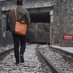 Station Tote in Natural image 4