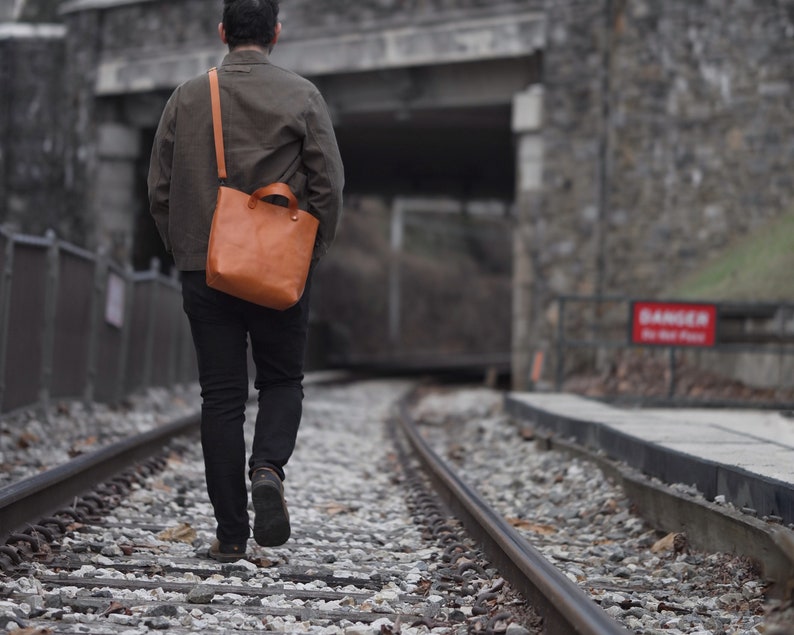 Station Tote in Natural image 4