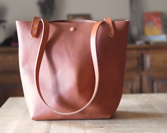 Station Tote - Caramel Shoulder