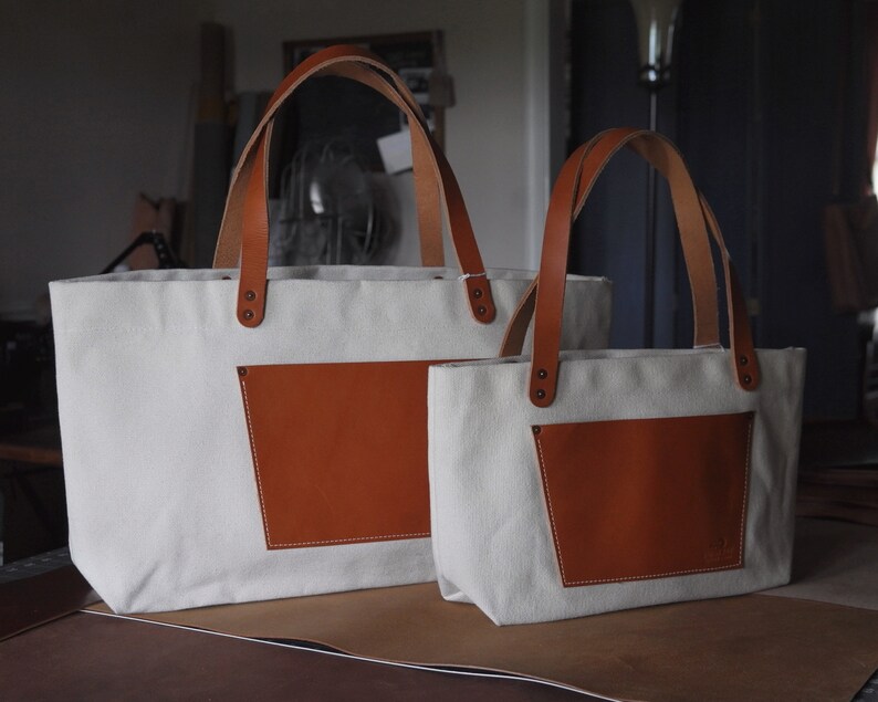 Large Market Tote image 5