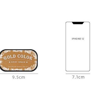 May include: An illustration shows a rectangular label with the text "GOLD COLOR" and dimensions of 9.5cm x 5.5cm. Next to it is an iPhone 12, 14.6cm tall and 7.1cm wide. The label has a gold color with a black border.