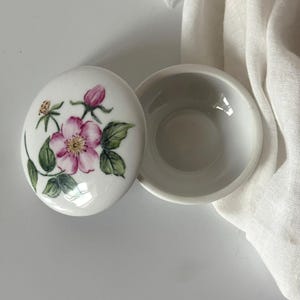Vintage Hand Painted Porcelain Jewelry Box - Floral Trinket Box - Antique Home Decor - Vintage Gift