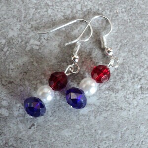 Red White and Blue Beaded Patriotic Dangle Earrings, 4th Of July Earrings, 4th Of July Jewelry Accessory, Jewelry Gift For Her,
