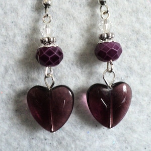 Valentijnsdag paarse hartoorbellen, Valentijnsdag sieraden cadeau voor haar, paarse hart hangoorbellen, vakantie sieraden accessoire