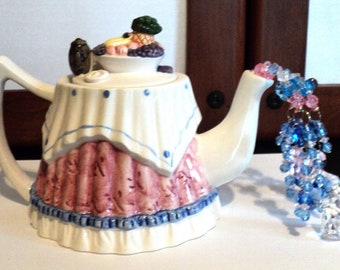 Table Tea Pot, Small Tea Pot, Table Setting, Tea Time Tea Pot, White Pink Blue, Upcycled Tea Pot, Beaded Tea Pot, Home Decoration, Art