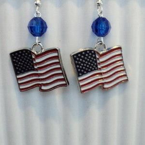 4th Of July Patriotic Earrings - Red White & Blue American Flag Dangle Earrings For Independence Day