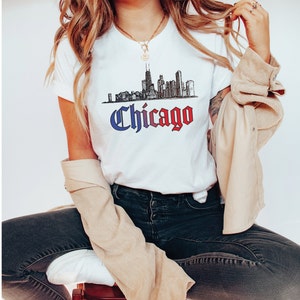 vintage chicago tshirt . goth chicago pride sweatshirt . windy city skyline souvenir mens womens unisex gender neutral image 2