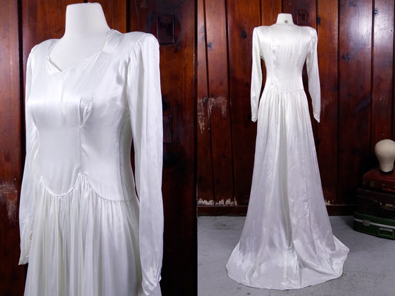 Items similar to 40% SALE 1940s wedding dress / 40s white wedding gown ...
