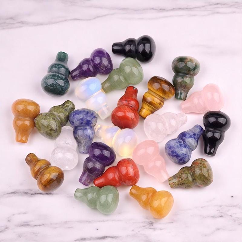 Natural Crystal Gourd Charm | Healing Stone Mini Pendant | Lucky Wu Lou Amulet | Feng Shui Gift