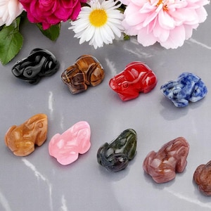 Mini Edelstein Frosch Figur - Heilendes Kristall Totem - Geschnitzter Kristall Frosch - Natürliche Edelstein Tierfigur
