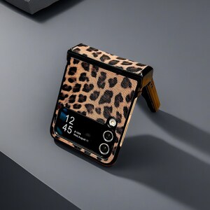 Étui pliant de luxe en cuir grainé léopard pour Samsung Galaxy Z Flip 3 4 5 6
