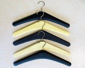 Set of 5 Vintage Retro clothes Hangers Coat hangers Mid Century 50s