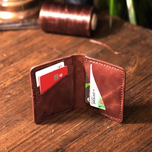 Classic Men's Wallet-A minimalist Gift For Your Loved Ones-A Great Wallet And Card Holder That Will Reflect Your Style-Laser Engraving Free