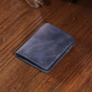Classic Men's Wallet-A minimalist Gift For Your Loved Ones-A Great Wallet And Card Holder That Will Reflect Your Style-Laser Engraving Free
