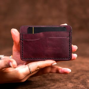 Card Holder - A minimalist Gift For Your Loved Ones - A Great Wallet And Card Holder That Will Reflect Your Style - Laser Engraving Free