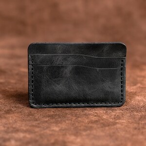 Card Holder - A minimalist Gift For Your Loved Ones - A Great Wallet And Card Holder That Will Reflect Your Style - Laser Engraving Free