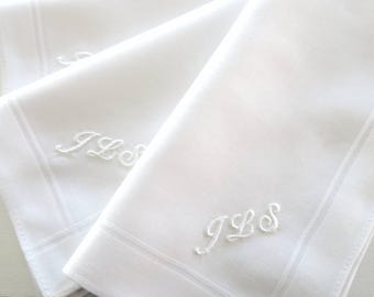 Set of 3 White Cotton Mens Monogrammed Handkerchiefs, Fathers Day Gift, Christmas Gift for him, 2nd Anniversary Gift, Mens Handkerchiefs Set