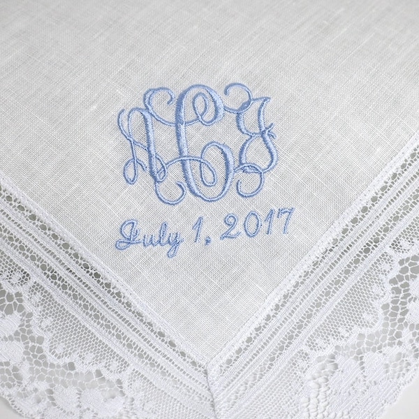 Hankie / Hankies for Bride / Hankerchief /handkerchiefs with Monogram and Date/ Wedding hankies / Bride hankerchief