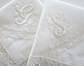 Lace Wedding Handkerchief, Wedding hankerchief, wedding hanky, mother of the bride handkerchiefs, bride and groom names wedding hankie