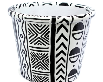 Black and White Geometric Tribal Pattern Plant Pot