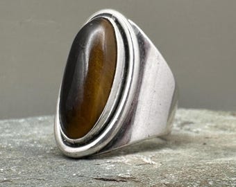 ALTON Tiger’s eye silver ring by Alton Sweden 1964 modernist sculptural design full hallmarks Falköping 11.9g size Q.5  J11148