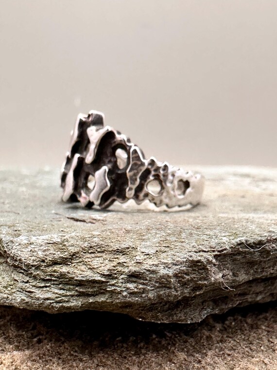 Brutalist silver ring textured openwork design UK… - image 4