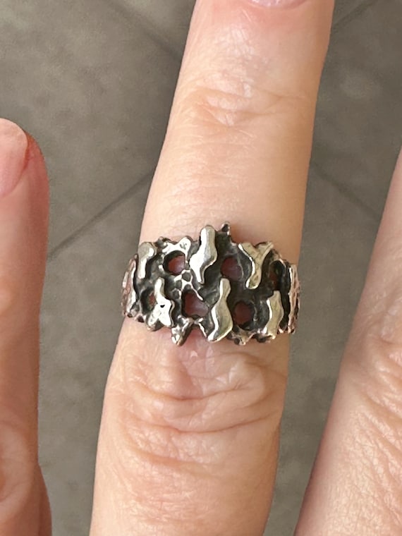 Brutalist silver ring textured openwork design UK… - image 9