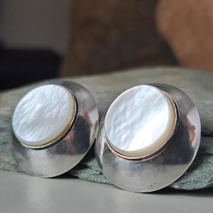 Modernist 800 silver mother of pearl clip earrings Poland 23mm 6.85g J10353