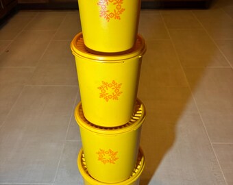 1980s Tupperware Harvest Sunburst Maize Yellow Insulated Cooler