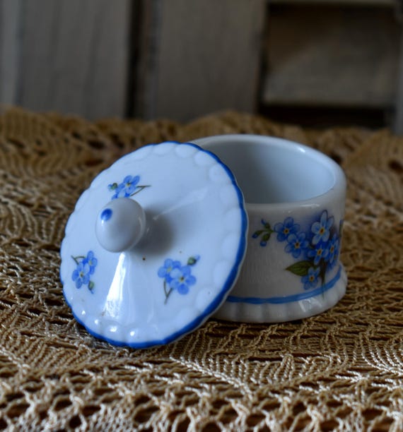 Vintage Ring Keeper-REUTTER Germany- Porcelain Pe… - image 4