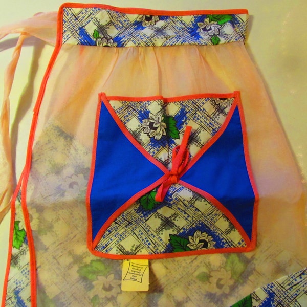 Vintage Organza Half Apron, Vintage Accessory, Collectible Textile, Vintage Kitchen decor, Photo Prop, 1950's Vintage Kitchen, 1940's Apron