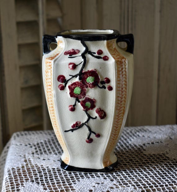 Vintage This Asian Style Vase -made in Japan Stylistic Hand