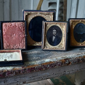 Antique Daguerreotype, Mid 1800&#39;s, Ambrotype, Tintype, Melainotype, or Ferrotype, Collectible Antique Photo Case Collection, Union Lid
