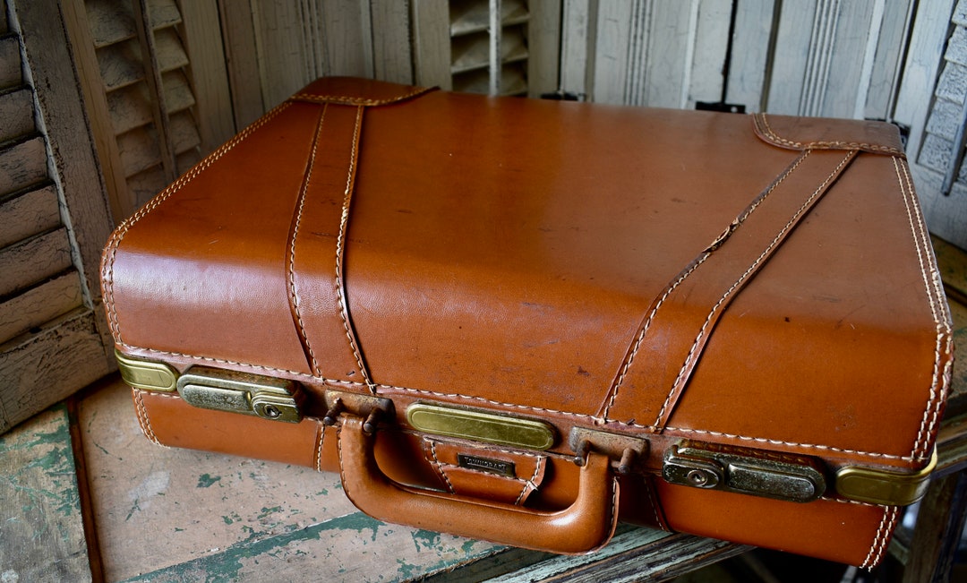 Antique Train Hardside Overnighter 1930's Luggage Rare Suitcase