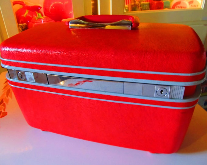 Vintage Samsonite Train Case Red Luggage Red Carry on Cosmetic Etsy