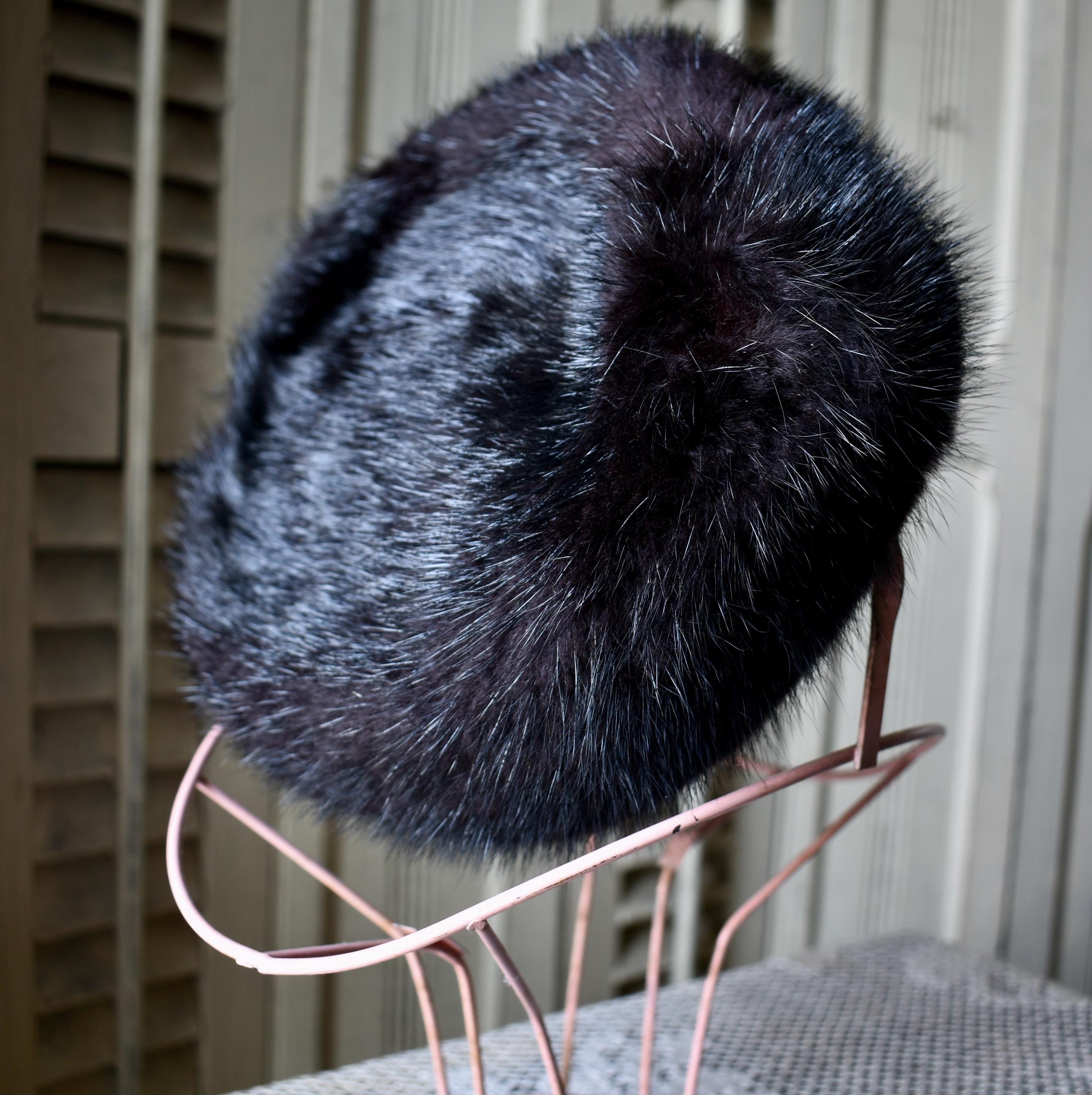Vintage Mink Fur Pillbox Hat - 1950s Luxury Accessory - Etsy display picture 2