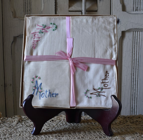 Antique MOM Ladies Handkerchief Set Made in Switz… - image 1