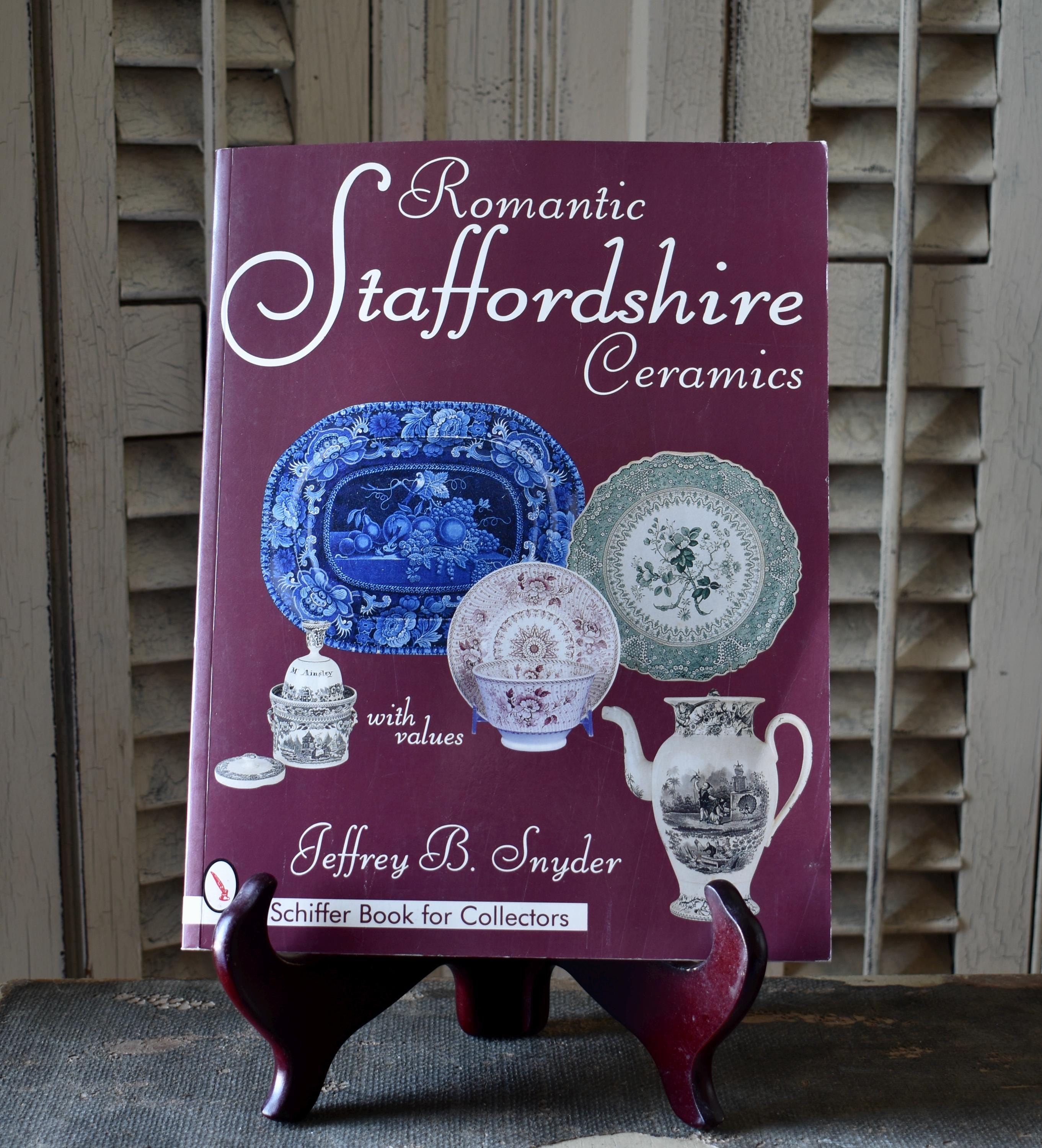 ヴィンテージ・スタッフォードシャー陶器参考図書：シファー