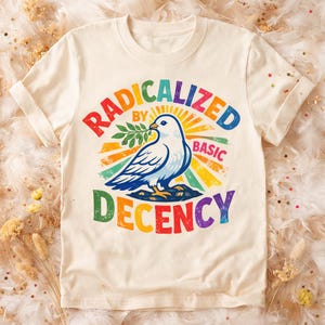 Può includere: Un cartello in legno rustico con la scritta "Welcome to our home" in lettere bianche. Il cartello presenta una finitura invecchiata e un design semplice e accogliente, perfetto per un portico o un ingresso.